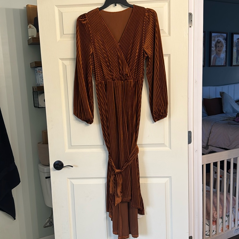 Velvet quarter sleeve maxi dress from SHEIN NWT. Missed return window.